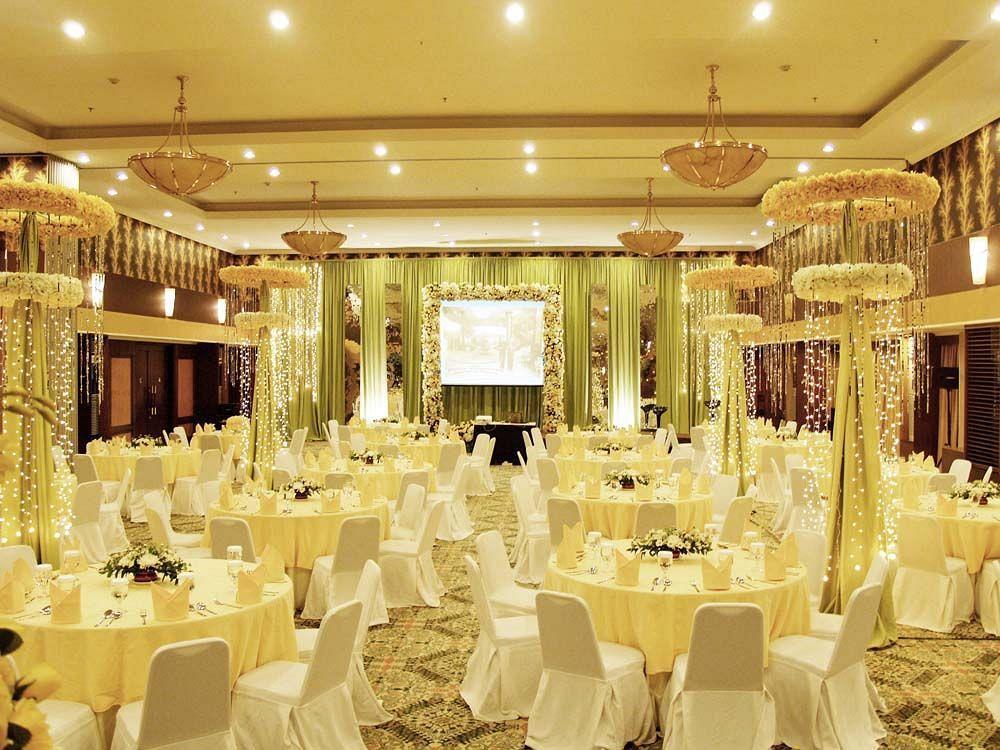 Aston Tropicana Hotel Бандунг Екстериор снимка