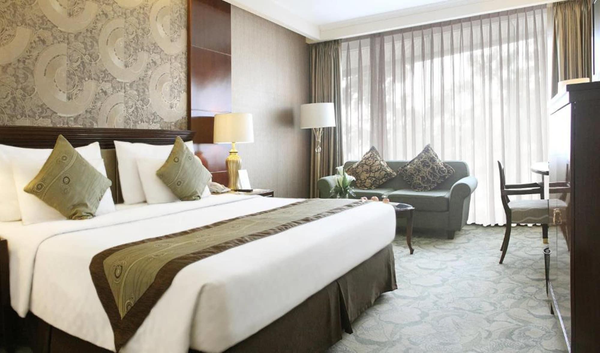 Aston Tropicana Hotel Бандунг Екстериор снимка