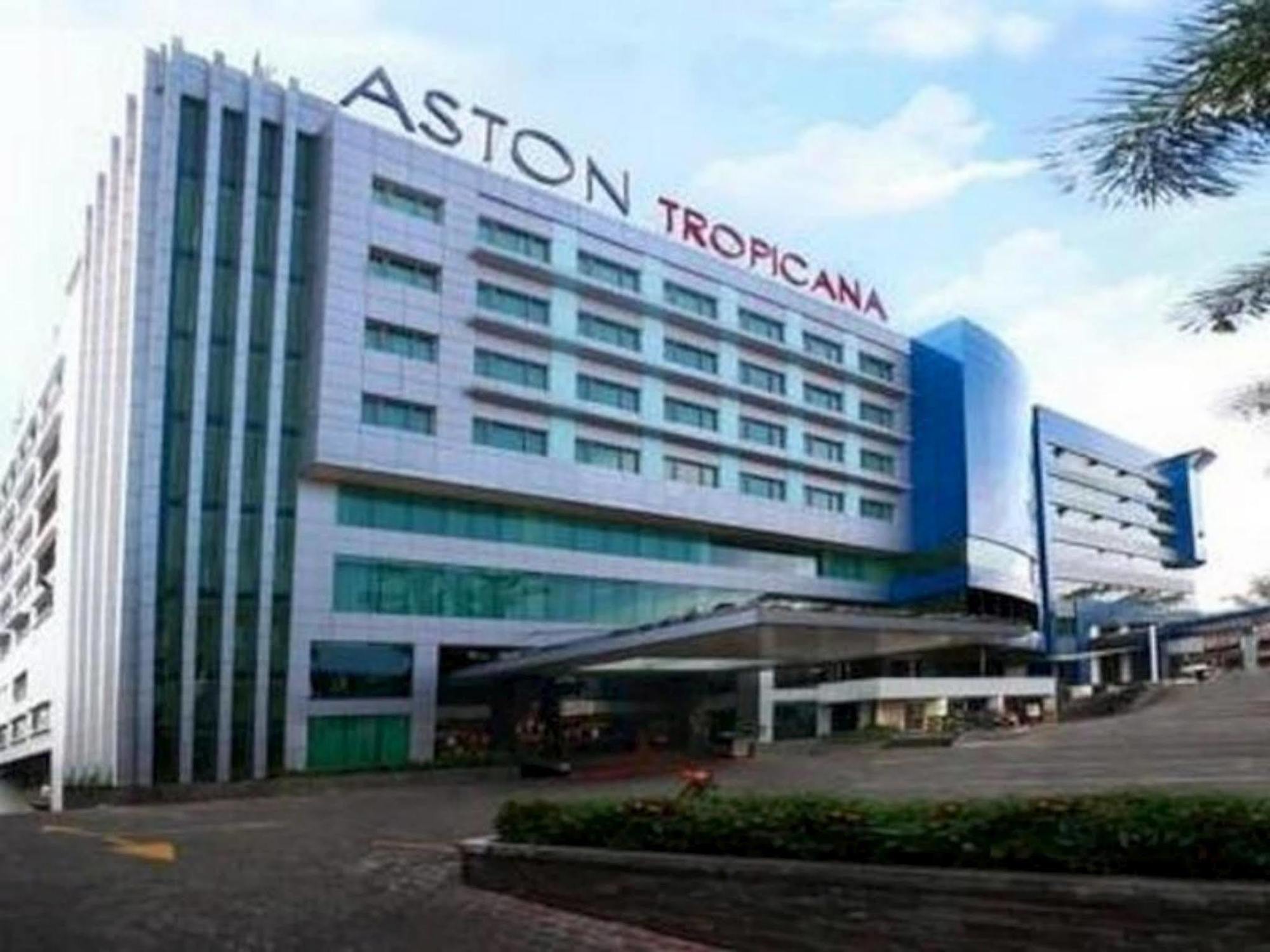 Aston Tropicana Hotel Бандунг Екстериор снимка